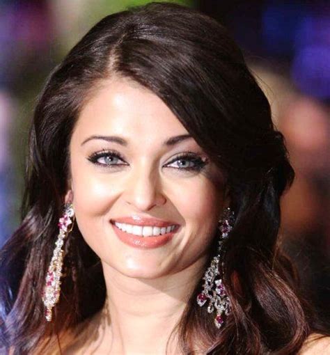 aishwarya rai height weight|how old is aishwarya rai.